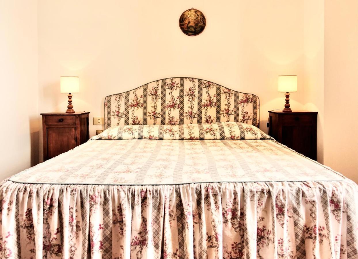 Villa Buonsignori - Wine & Olive Oil Farm Corsano  المظهر الخارجي الصورة
