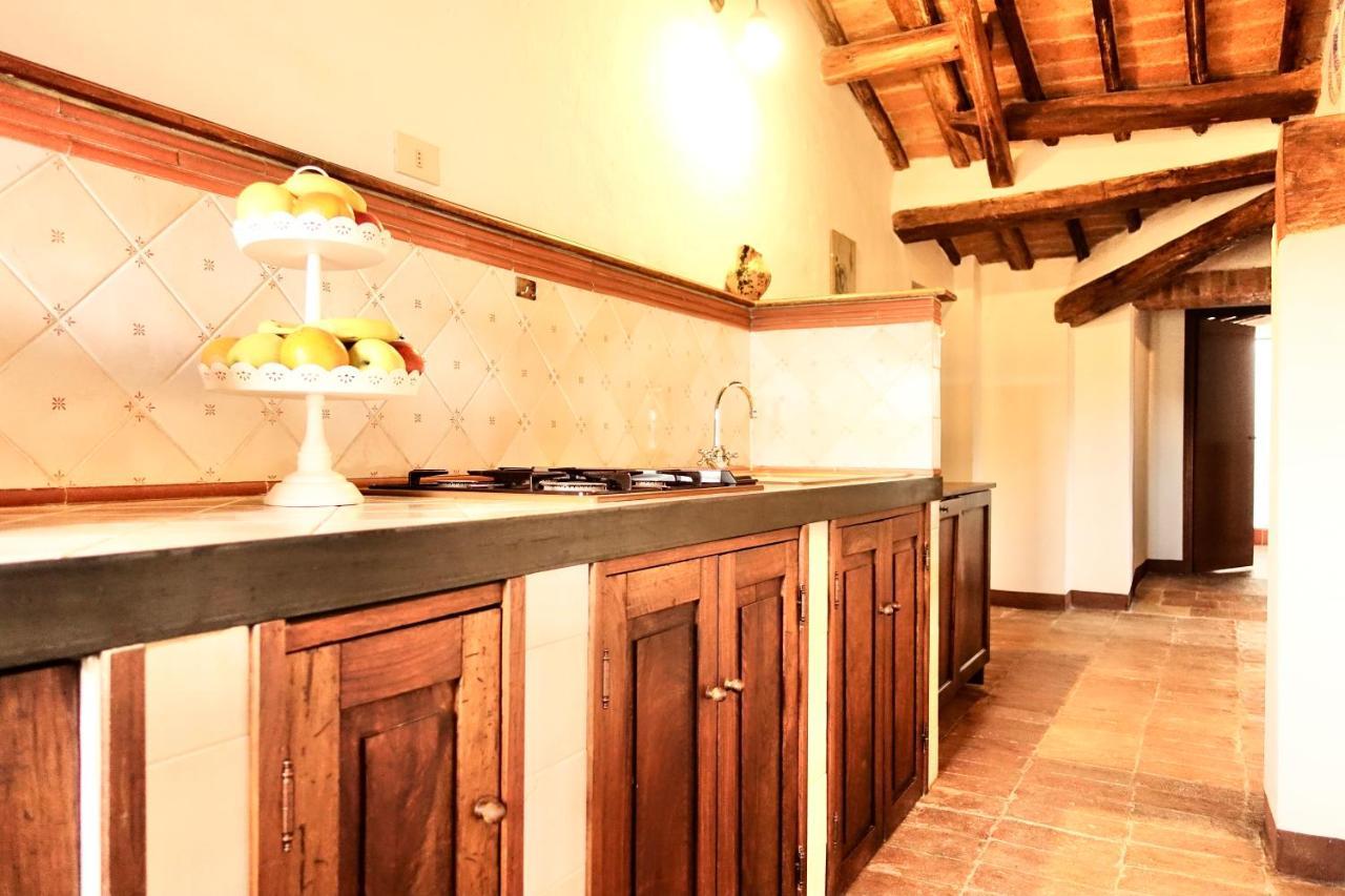 Villa Buonsignori - Wine & Olive Oil Farm Corsano  المظهر الخارجي الصورة
