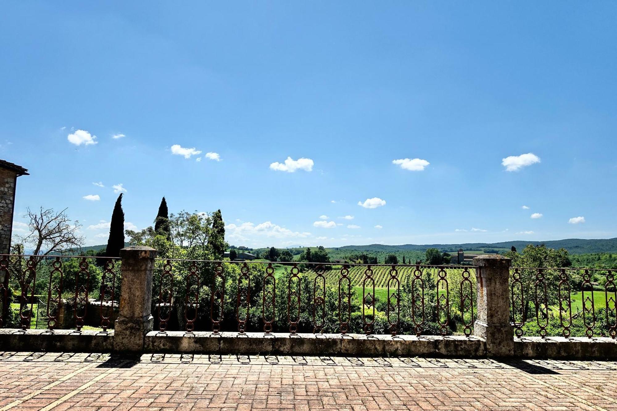 Villa Buonsignori - Wine & Olive Oil Farm Corsano  المظهر الخارجي الصورة